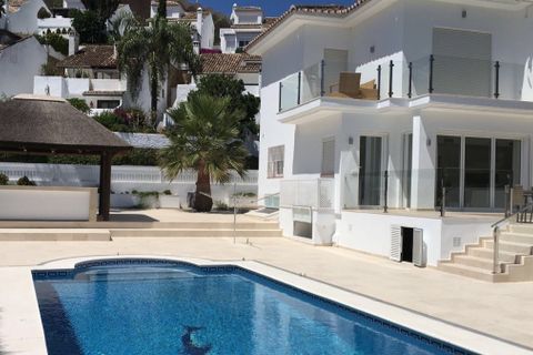 Villa i Marbella, Malaga, Marbella - € 1.195.000 | Ref: ED-B81771SR - foto 2
