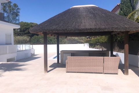 Villa i Marbella, Malaga, Marbella - € 1.195.000 | Ref: ED-B81771SR - foto 22