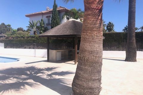 Villa i Marbella, Malaga, Marbella - € 1.195.000 | Ref: ED-B81771SR - foto 23