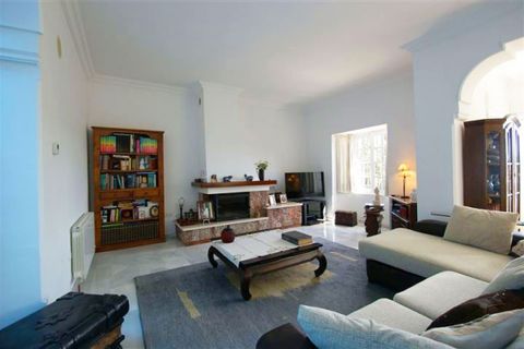 Villa a Marbella, Malaga, Marbella - € 1.190.000 | Ref: ED-B94171SR - foto 2