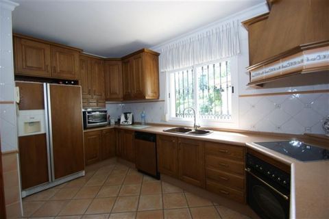Villa a Marbella, Malaga, Marbella - € 1.190.000 | Ref: ED-B94171SR - foto 7