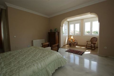 Villa a Marbella, Malaga, Marbella - € 1.190.000 | Ref: ED-B94171SR - foto 15