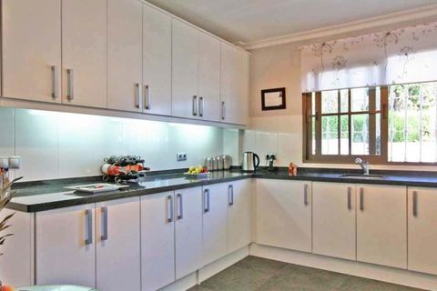 Villa en Marbella, Malaga, Marbella - € 749.000 | Ref: ED-B11271SR - photo 26
