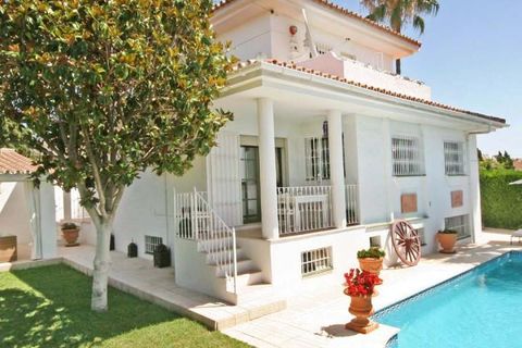 Villa en Marbella, Malaga, Marbella - € 749.000 | Ref: ED-B11271SR - photo 30