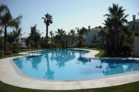 Villa a Marbella, Malaga, Marbella - € 1.950.000 | Ref: ED-B39151SR - foto 4