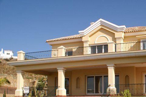 Villa i Marbella, Malaga, Marbella - € 2.250.000 | Ref: ED-B4511SR - foto 14