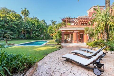 Villa a Marbella, Malaga, Marbella - € 2.890.000 | Ref: ED-B71761SR - foto 2