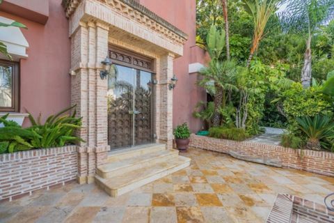 Villa a Marbella, Malaga, Marbella - € 2.890.000 | Ref: ED-B71761SR - foto 8