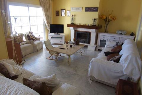 Penthouse i Marbella, Malaga, Marbella - € 1 100 000 | Ref: ED-B40531SR - foto 2