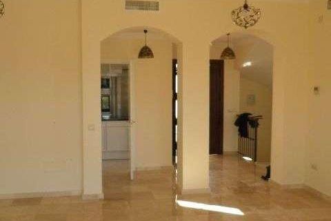 Villa en Marbella, Malaga, Marbella - € 750.000 | Ref: ED-B43201SR - photo 27