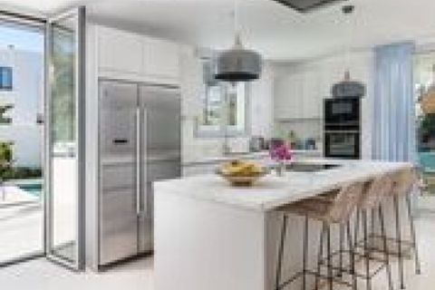 Villa i Marbella, Malaga, Marbella - € 1.775.000 | Ref: ED-B04871SR - foto 3