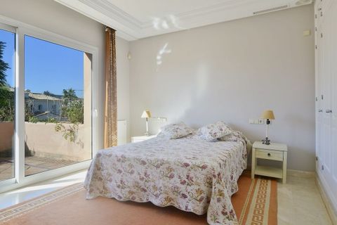 Villa i Marbella, Malaga, Marbella - € 1.575.000 | Ref: ED-B50271SR - foto 11