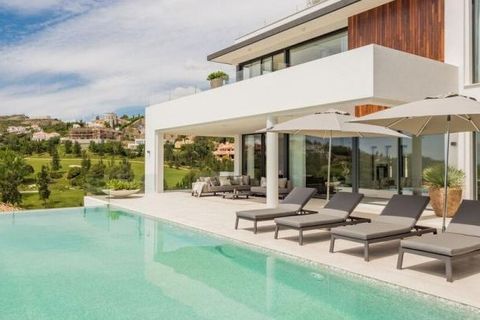 Villa a Benahavis, Malaga, Benahavis - € 3.750.000 | Ref: ED-B40071SR - foto 17