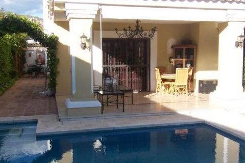Villa a Marbella, Malaga, Marbella - € 895.000 | Ref: ED-B29771SR - foto 11