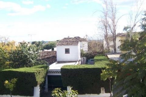 Villa a Marbella, Malaga, Marbella - € 895.000 | Ref: ED-B29771SR - foto 13