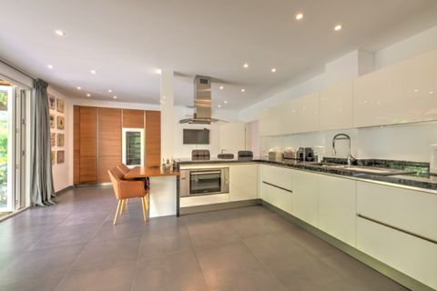 Villa a Marbella, Malaga, Marbella - € 1.399.000 | Ref: ED-B97871SR - foto 14