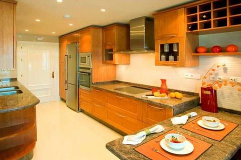 Leilighet i Marbella, Malaga, Marbella - € 900 000 | Ref: ED-B25831SR - foto 3
