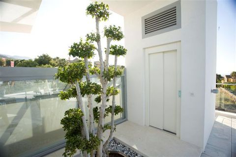 Byhus i Marbella, Malaga, Marbella - € 1.360.000 | Ref: ED-B7461SR - foto 26