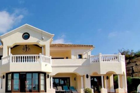 Villa a Benahavis, Malaga, Benahavis - € 3.195.000 | Ref: ED-B75651SR - foto 11