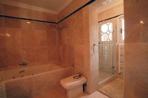 Villa a Benahavis, Malaga, Benahavis - € 3.495.000 | Ref: ED-B49611SR - foto 9