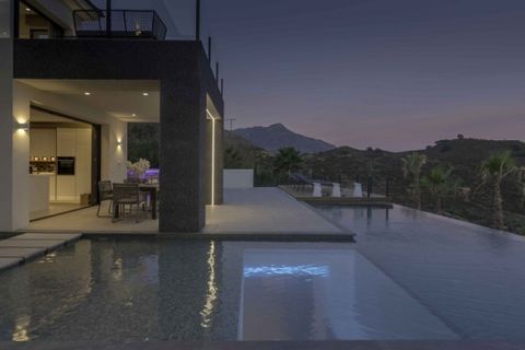 Villa a Benahavis, Malaga, Benahavis - € 2.995.000 | Ref: ED-B12951SR - foto 8