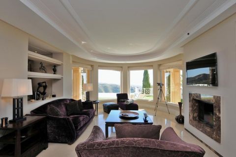 Villa a Marbella, Malaga, Marbella - € 2.750.000 | Ref: ED-B41071SR - foto 6