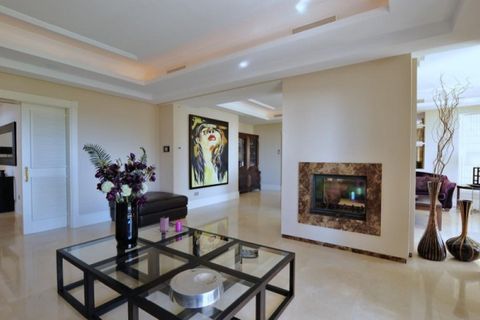 Villa a Marbella, Malaga, Marbella - € 2.750.000 | Ref: ED-B41071SR - foto 8
