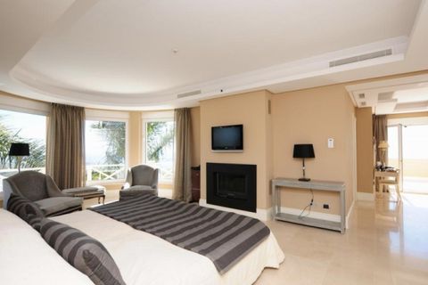 Villa a Marbella, Malaga, Marbella - € 2.750.000 | Ref: ED-B41071SR - foto 12