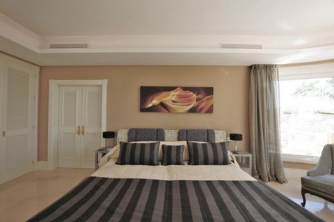 Villa a Marbella, Malaga, Marbella - € 2.750.000 | Ref: ED-B41071SR - foto 32