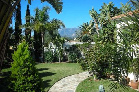 Villa a Marbella, Malaga, Marbella - € 3.500.000 | Ref: ED-B93761SR - foto 17
