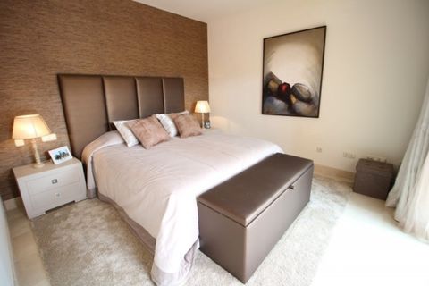Penthouse i Marbella, Malaga, Marbella - € 1 250 000 | Ref: ED-B63661SR - foto 9
