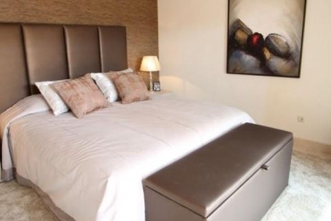 Penthouse i Marbella, Malaga, Marbella - € 1 250 000 | Ref: ED-B63661SR - foto 27