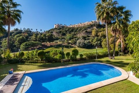 Villa a Marbella, Malaga, Marbella - € 1.875.000 | Ref: ED-B22661SR - foto 9