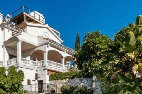 Villa a Marbella, Malaga, Marbella - € 1.875.000 | Ref: ED-B22661SR - foto 12