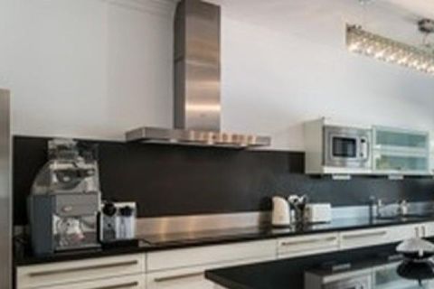 Villa a Marbella, Malaga, Marbella - € 1.875.000 | Ref: ED-B22661SR - foto 17