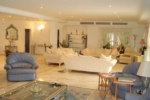 Villa a Estepona, Malaga, Estepona - € 1.695.000 | Ref: ED-B99021SR - foto 2