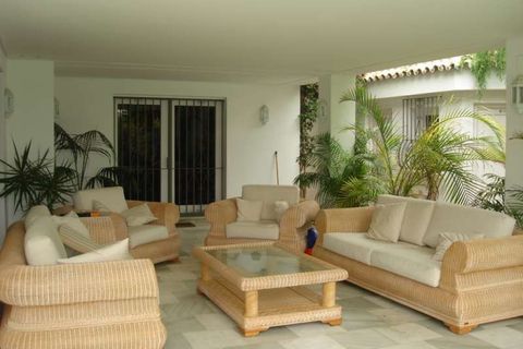 Villa a Estepona, Malaga, Estepona - € 1.695.000 | Ref: ED-B99021SR - foto 3