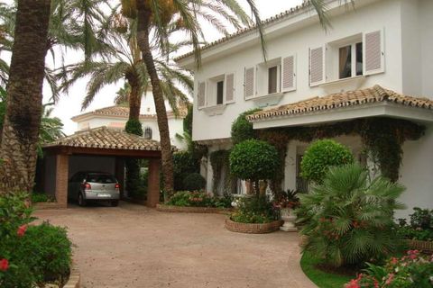Villa a Estepona, Malaga, Estepona - € 1.695.000 | Ref: ED-B99021SR - foto 5