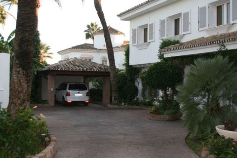 Villa a Estepona, Malaga, Estepona - € 1.695.000 | Ref: ED-B99021SR - foto 8