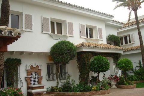 Villa a Estepona, Malaga, Estepona - € 1.695.000 | Ref: ED-B99021SR - foto 10