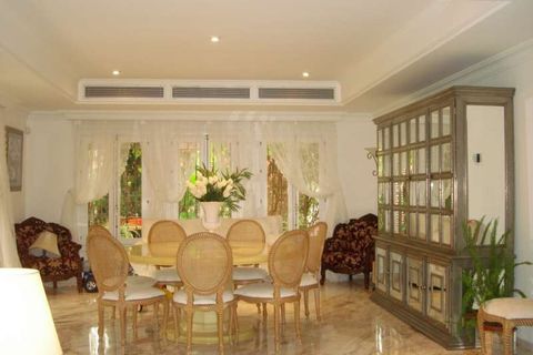 Villa a Estepona, Malaga, Estepona - € 1.695.000 | Ref: ED-B99021SR - foto 12