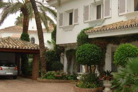 Villa a Estepona, Malaga, Estepona - € 1.695.000 | Ref: ED-B99021SR - foto 20