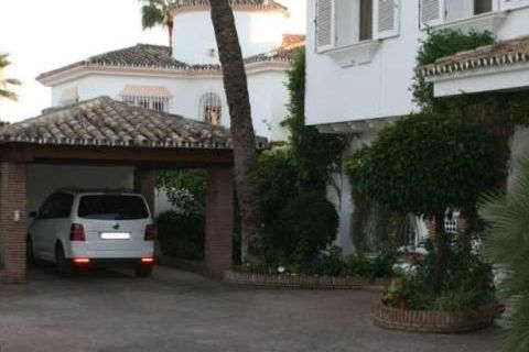 Villa a Estepona, Malaga, Estepona - € 1.695.000 | Ref: ED-B99021SR - foto 23