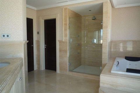 Villa a Marbella, Malaga, Marbella - € 3.100.000 | Ref: ED-B34411SR - foto 7