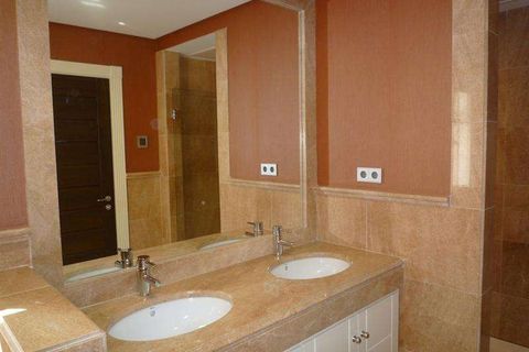 Villa a Marbella, Malaga, Marbella - € 3.100.000 | Ref: ED-B34411SR - foto 24