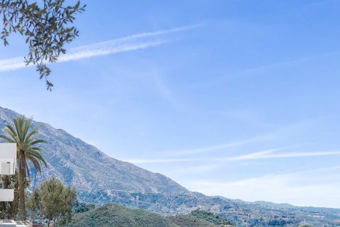 Villa a Marbella, Malaga, Marbella - € 1.900.000 | Ref: ED-AC2082 - foto 25