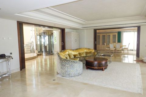 Villa a Marbella, Malaga, Marbella - € 6.595.000 | Ref: ED-BD2040 - foto 15