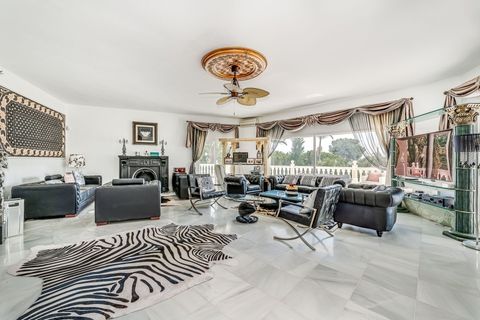 Villa a Marbella, Malaga, Marbella - € 1.990.000 | Ref: ED-BD2043 - foto 2