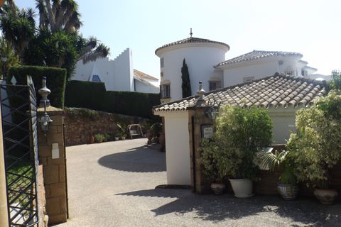 Villa a Marbella, Malaga, Marbella - € 1.990.000 | Ref: ED-BD2043 - foto 10