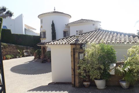 Villa a Marbella, Malaga, Marbella - € 1.990.000 | Ref: ED-BD2043 - foto 11